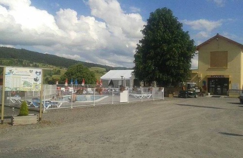 Langogne House | Camping 3 étoiles - Piscine - ccbadec