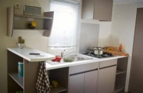 Bollene House | Camping 3 étoiles - Piscine - eehci0