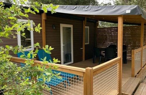 Bollene House | Camping 3 étoiles - Piscine - eehcia