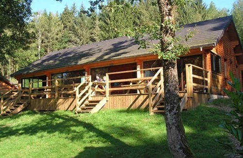 Correze House | Camping 3 étoiles - Piscine - eehihg