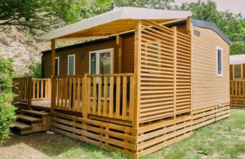 Messery House | Camping 3 étoiles - Piscine - ccafbie