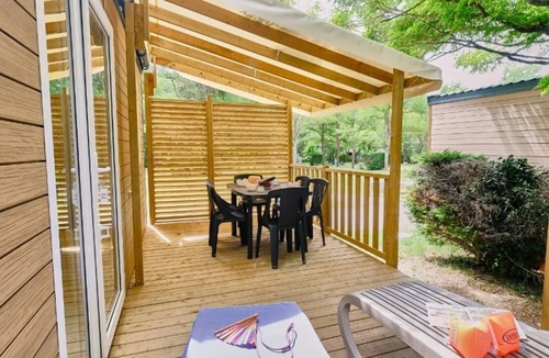 Messery House | Camping 3 étoiles - Piscine - ccafbie