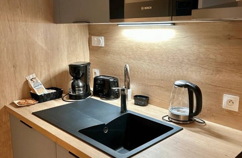 Vouvant House | Camping 3 étoiles - Piscine - ccbbbif