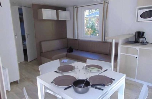 Avrille House | Camping 3 étoiles - Piscine - ccbafei