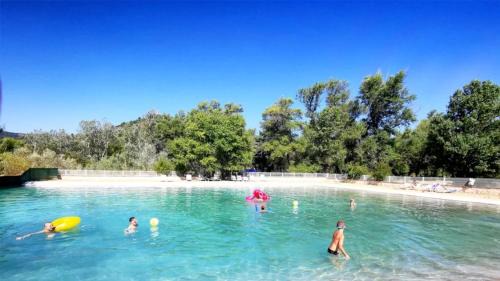 Beynes Other | Camping 3 étoiles - Piscine - ccbaehg