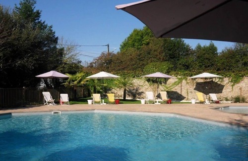 Urt House | Camping 3 étoiles - Piscine - eecbgc