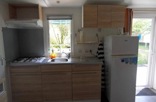 Urt House | Camping 3 étoiles - Piscine - eecbgf