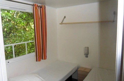 Urt House | Camping 3 étoiles - Piscine - eecbgf