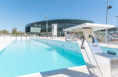 Deols House | Camping 3 étoiles - Piscine - ccaehgf