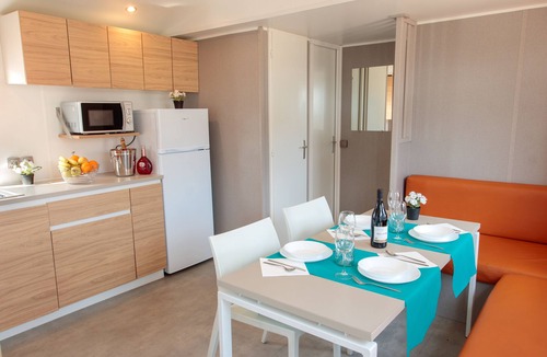 Gava RV Rental | Camping 3 Estrellas