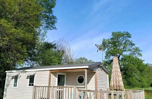 Antonne-et-Trigonant House | Camping 3 étoiles - Piscine - ccbefdf