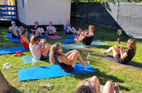 Massillargues-Attuech House | Camping 3 étoiles - Piscine - eebibi