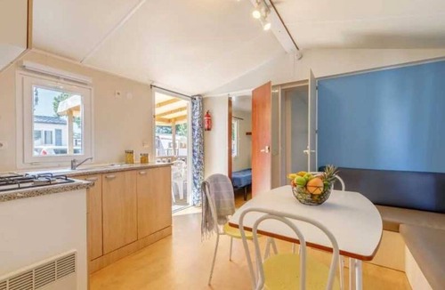 Talmont-Saint-Hilaire House | Camping 3 étoiles - Piscine - ccafbhh