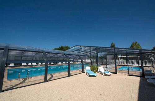 Talmont-Saint-Hilaire House | Camping 3 étoiles - Piscine - ccafbhh