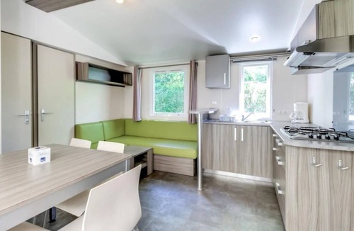 Montels House | Camping 4 étoiles - Piscine - ccbadea