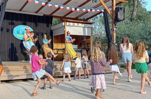 Boisset-et-Gaujac Other | Camping 4 étoiles - Parc aquatique - ccbfhi0