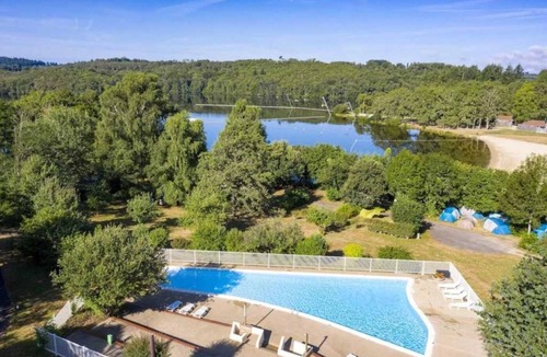 Saint-Pardoux House | Camping 4 étoiles - Piscine - eeiigd