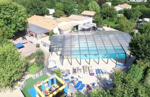 Apremont House | Camping 4 étoiles - Piscine - ccb0bih