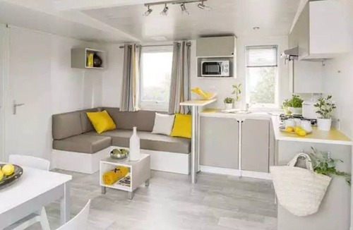 Carennac House | Camping 4 étoiles - Piscine - eebigh