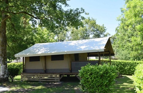 Aramits House | Camping 4 étoiles - Piscine - ccbbdhf