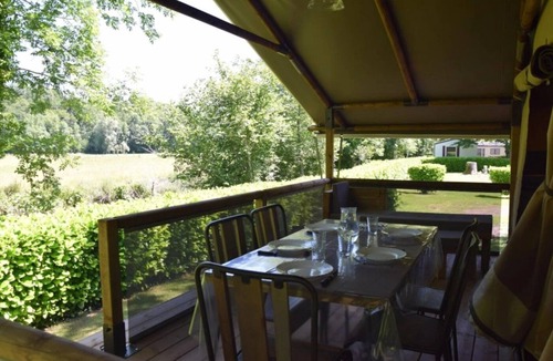 Aramits House | Camping 4 étoiles - Piscine - ccbbdhf