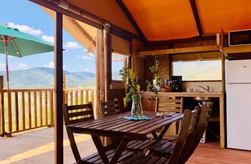 Rosans House | Camping 4 étoiles - Piscine - ccbacga