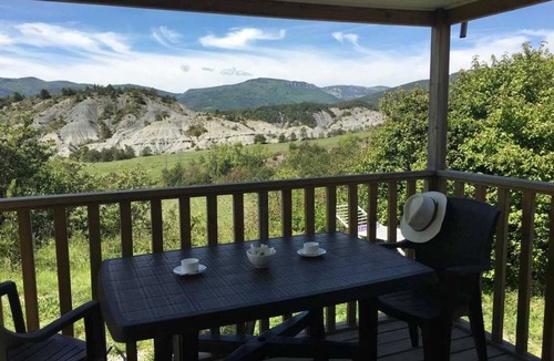 Rosans House | Camping 4 étoiles - Piscine - ccbacgd