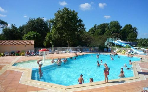 Challans Other | Camping 4 étoiles - Piscine - efciab