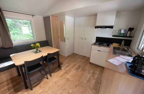 Die House | Camping 4 étoiles - Piscine - ccaifii