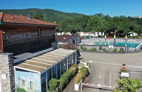 Foix House | Camping 4 étoiles - Piscine - ccbeeci