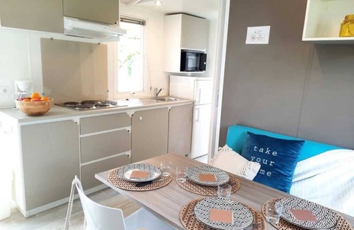 Chalons-en-Champagne House | Camping 4 étoiles - ccaegii