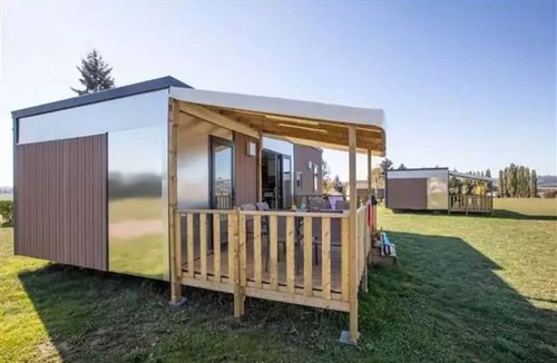 Peigney House | Camping 5 étoiles - Piscine - eebcg0