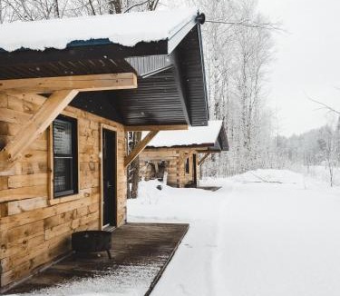 Odanak Other | Camping Abenaki Aventure - Les Chalets