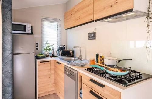 Aubigny House | Camping Campilô* - Mobile Home Privilege TV LV Clim 4 Rooms 6 people