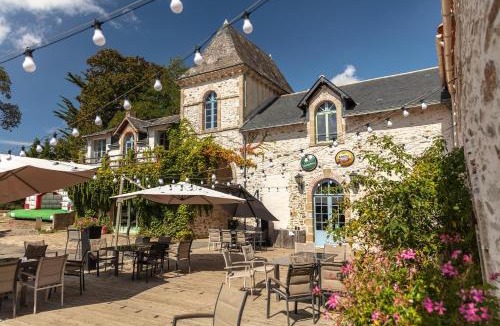 Saint-Julien-des-Landes Other | Camping Château La Forêt