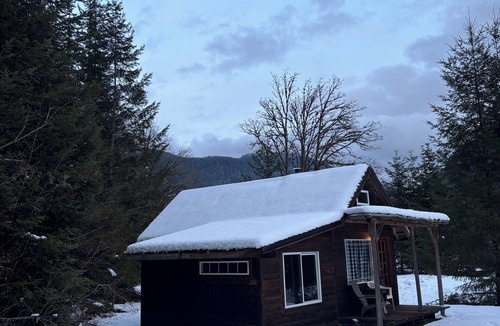 West Hills Cabin | Camping cabin in gorgeous Dosewallips Valley with AC and WiFi