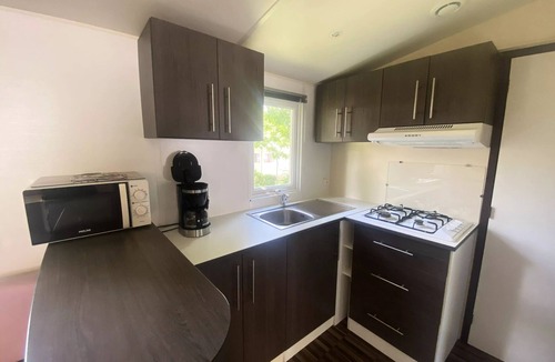 Aubigny House | Camping Campilo * - Mobil-Home Confort 4 Rooms 6 People + TV
