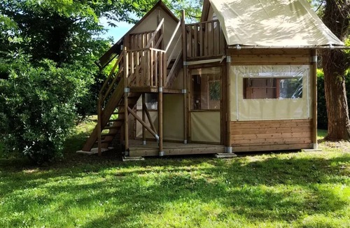 Les Vans Ski Chalet | Camping Castanhada* - 3-room cabin tent for 4 people