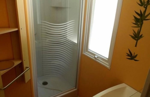 Les Vans House | Camping Castanhada*** - Mobil Home Confort 3 Rooms 4 People