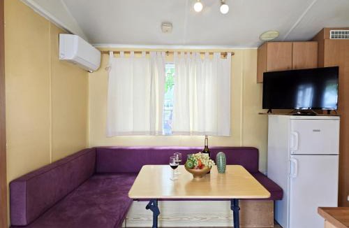 Canet de Mar House | Camping Costa Dorada Bungalow Maia