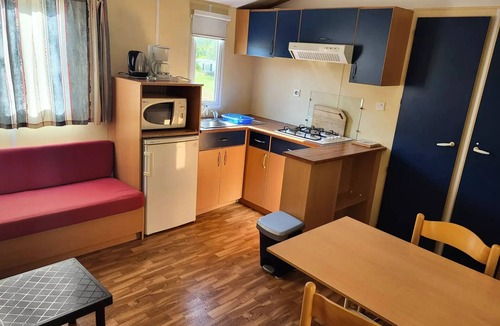 Salles House | Camping des Bastides * - Cottage 2 bedrooms 4 people