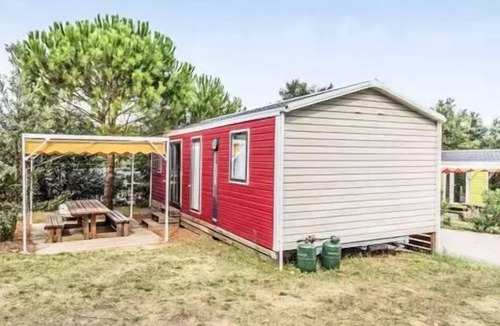 Laroque-des-Alberes House | Camping Des Albères * - Mobilhome for 8 People