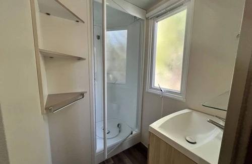 Brissac House | Camping - eehdie - Studio Apartment, Sleeps 5