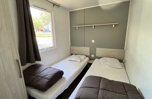 Brissac House | Camping - eehebc - Studio Apartment, Sleeps 5