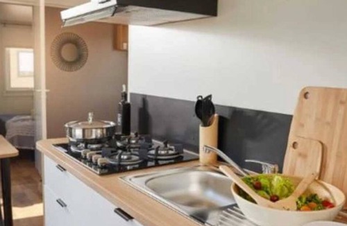 Le Lion-d'Angers House | Camping - eeiigf - Studio Apartment, Sleeps 5