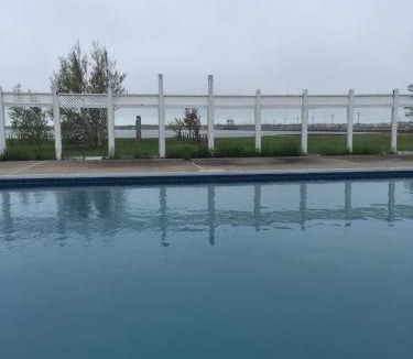 Cap-Bateau Apartment | Camping et Auberge Escale de lîle