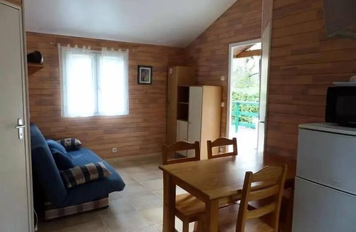 Brousses-et-Villaret Ski Chalet | Camping Flower Le Martinet Rouge * - Chalet 3 Rooms 6 People