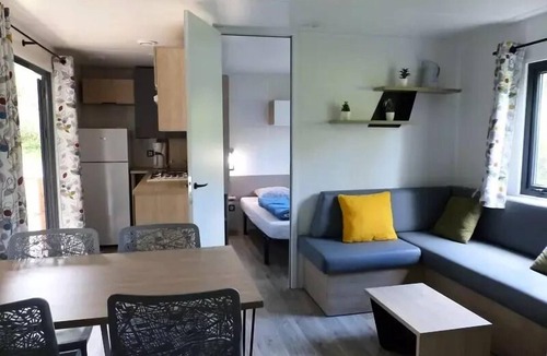 Brousses-et-Villaret House | Camping Flower Le Martinet Rouge * - Premium mobile home 4 rooms 6 people