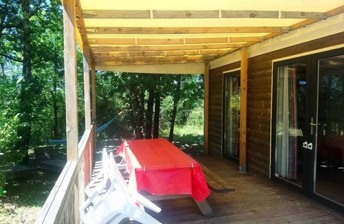 Devillac House | Camping Fontaine Du Roc* - 4 room luxury bungalow 6 persons