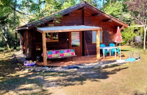 Devillac Ski Chalet | Camping Fontaine Du Roc* - Nice Chalet 3 Rooms 5 People